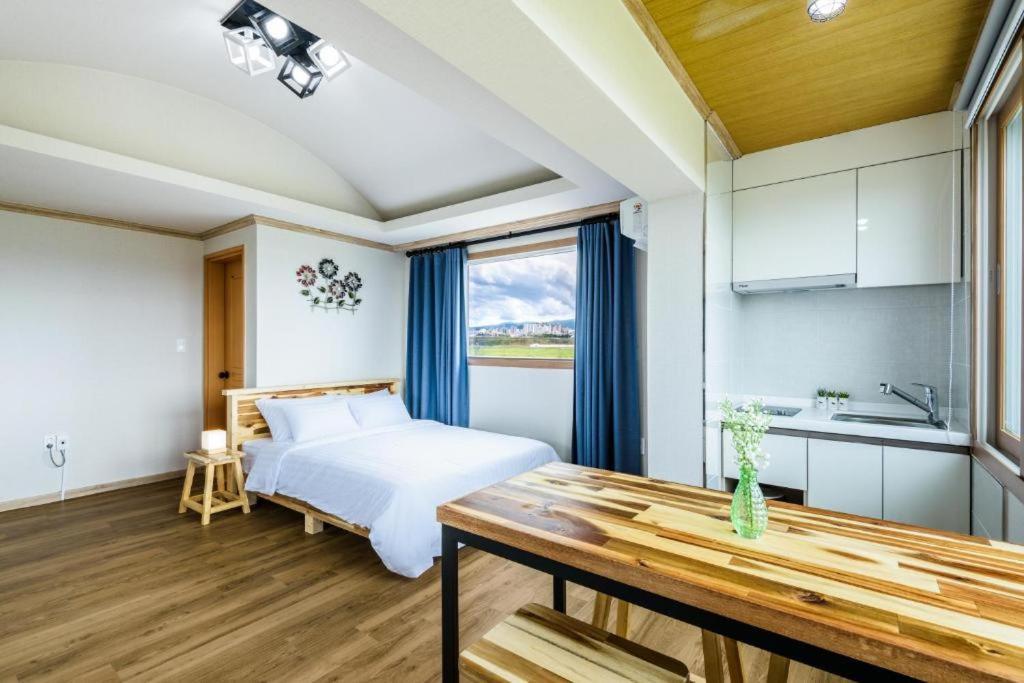 Romance Jeju Pension المظهر الخارجي الصورة